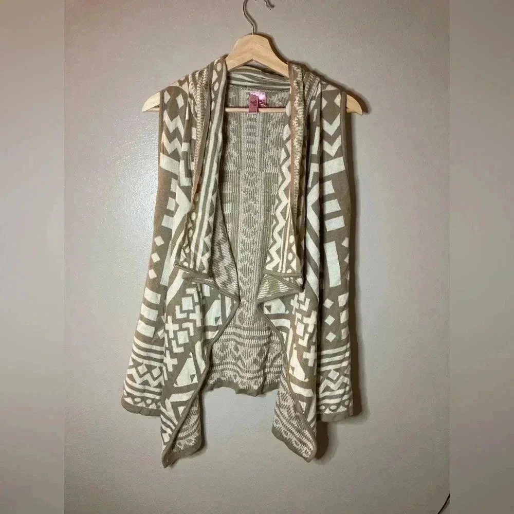 Dolled up vest
